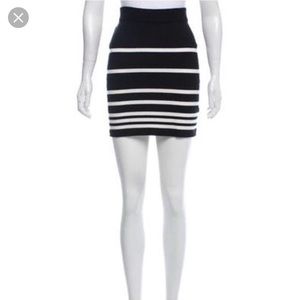 Rag and bone stretch navy striped skirt